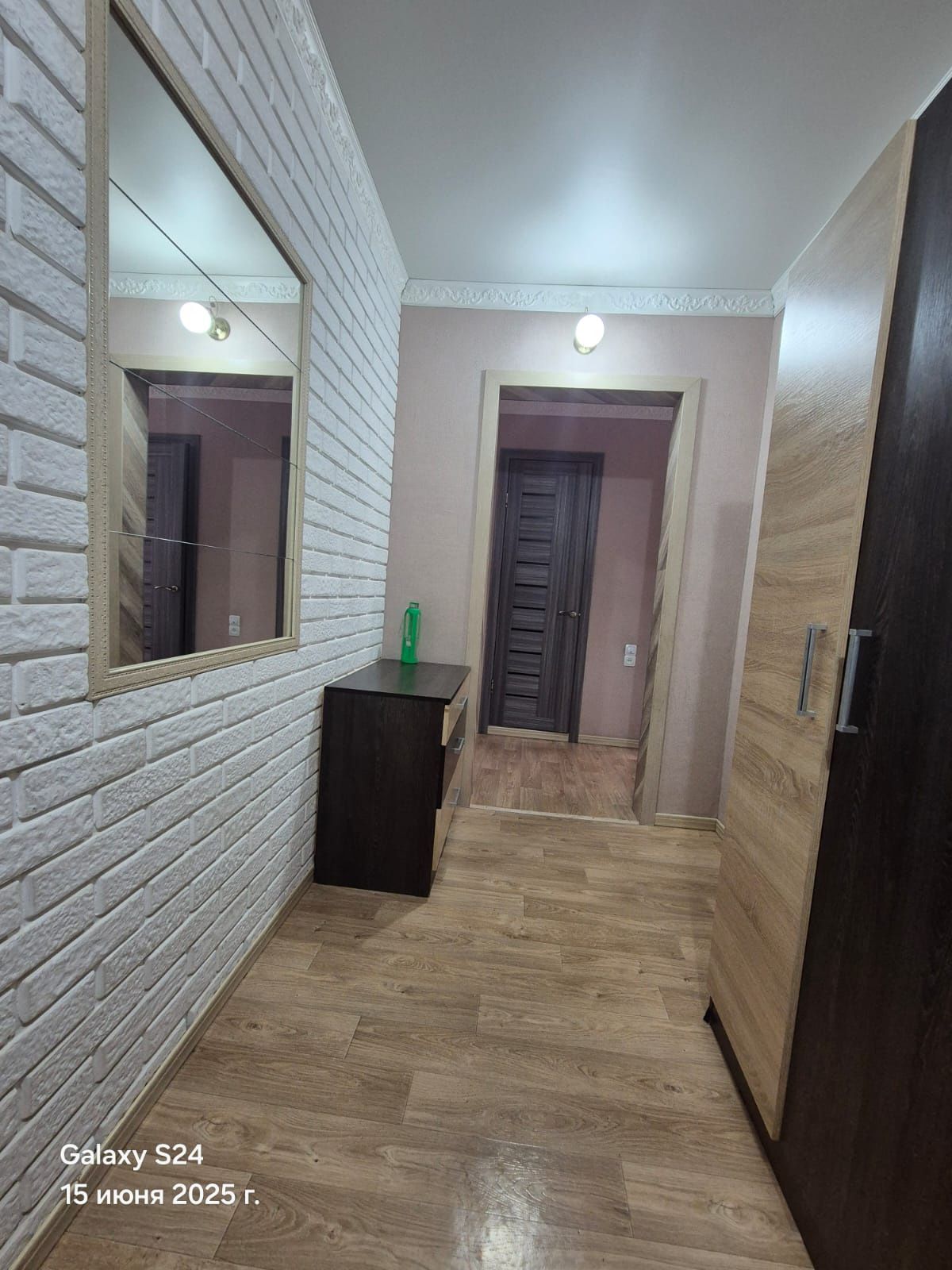 Продаём квартиру 22 мкр Пришахтинск
