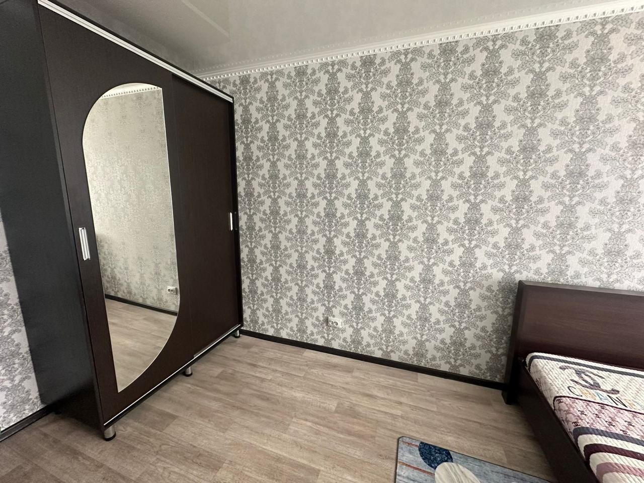 Сдам 2-комнатную квартира в центре Борового