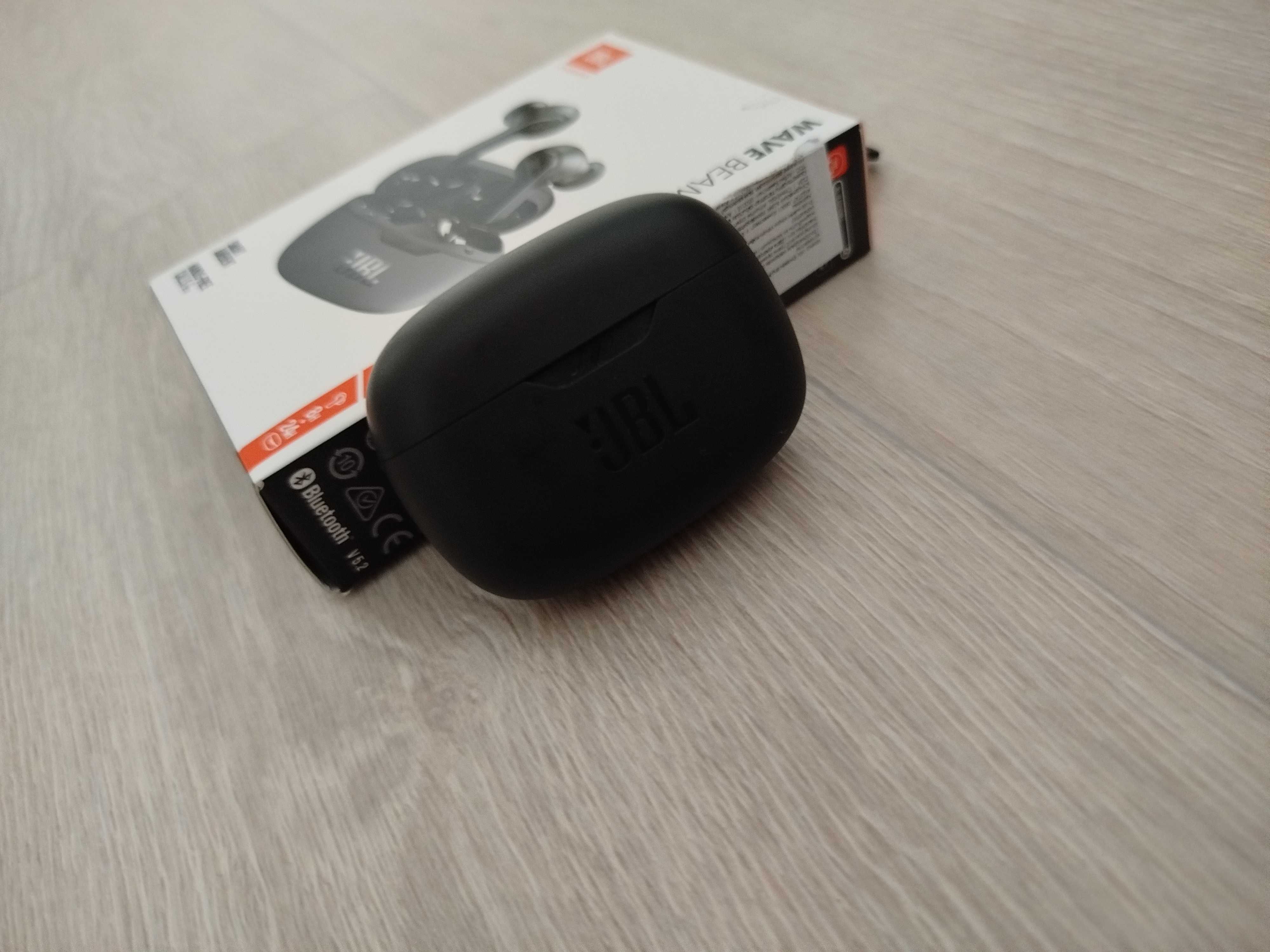 Беспроводной наушник JBL