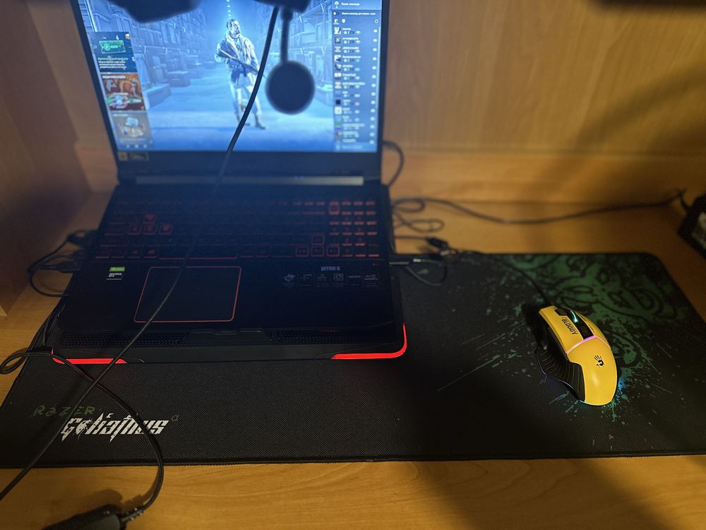 Игровой ноутбук Aser Niro 5 (144HZ) gtx1650 озу 32 ssd