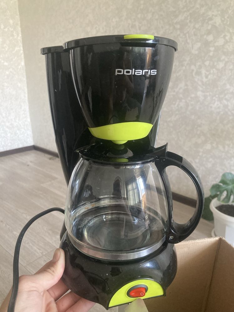 Продам кофеварку