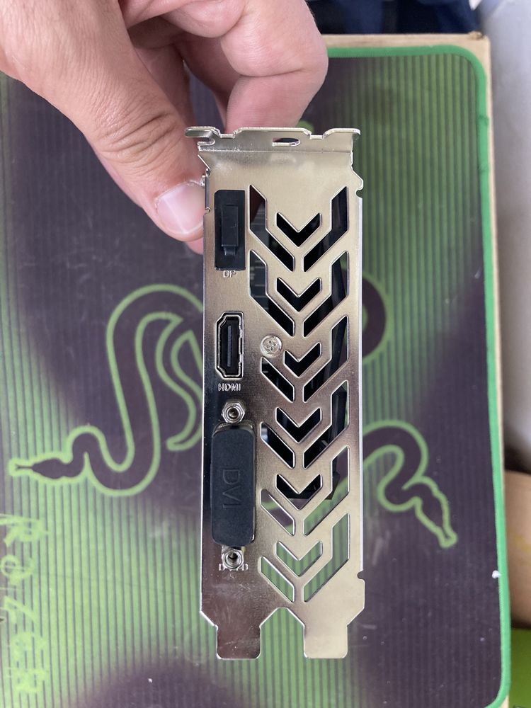 RX 560 4 gb в идеальном состоянии.
