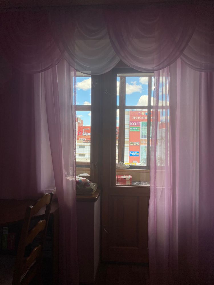 Продам 3х комнатную квартиру в центре Уральска