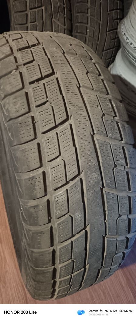 Продам летние шины R 16