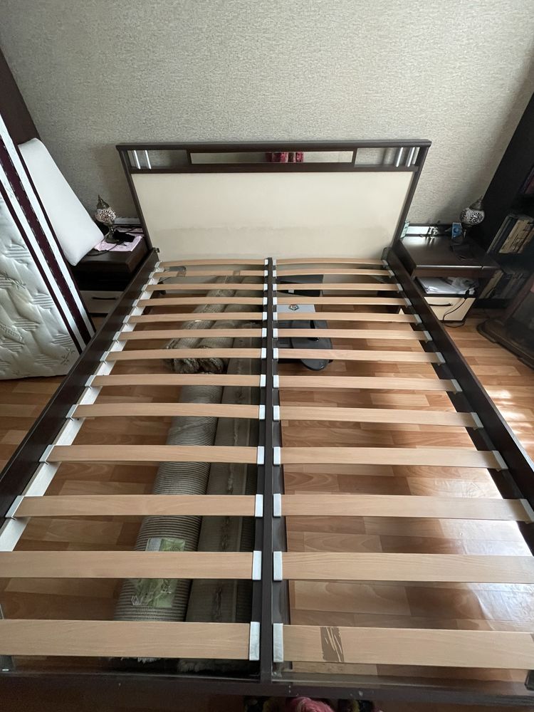 Продаю Кровать 200х160 см