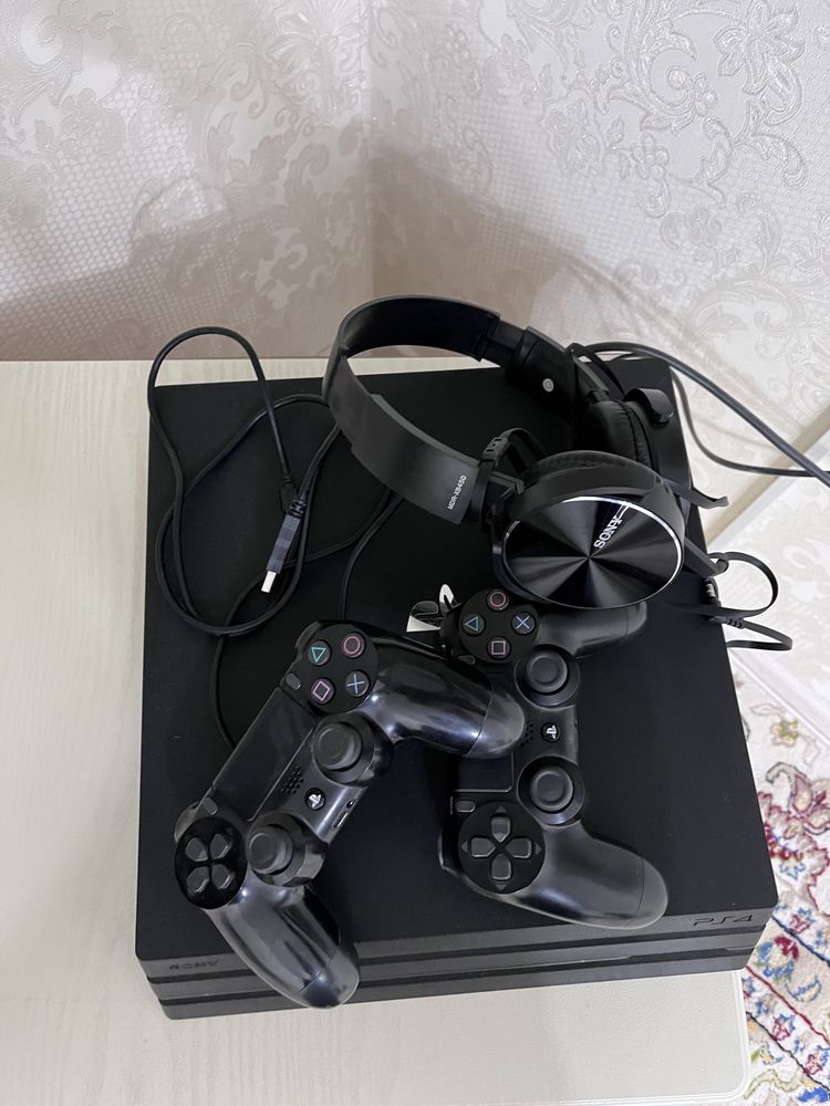 Play Station 4 pro