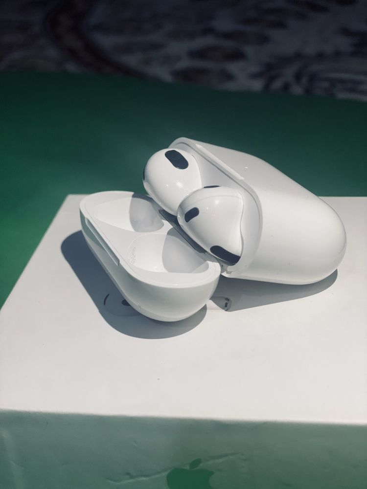 AirPods 3 покаление