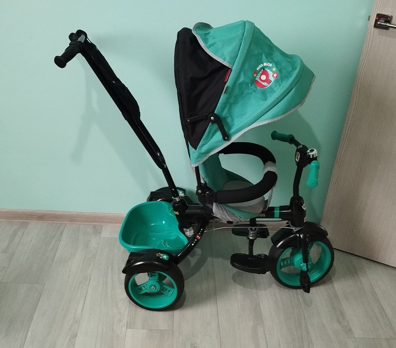 Продам детский велосипед трёхколёсный