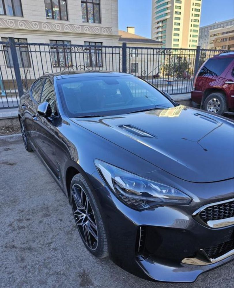 Kia Stinger GT line Suede+, 2.0 Turbo