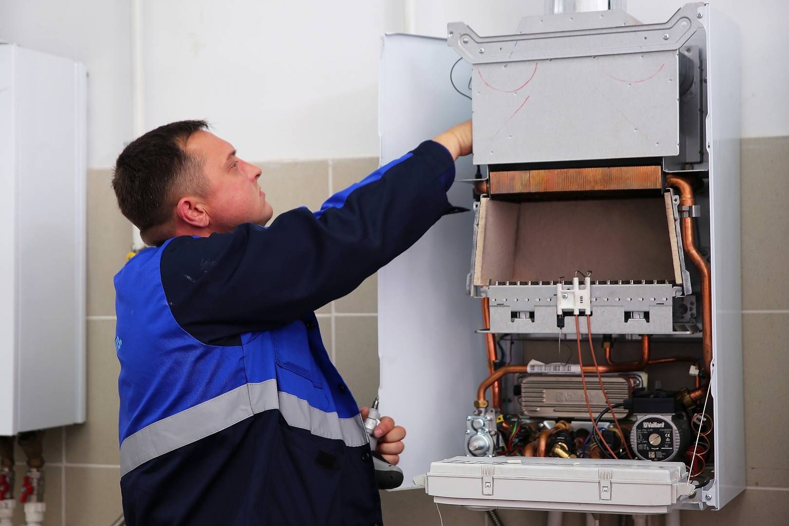 РЕМОНТ  ГАЗОВЫХ Котлов Установка КОТЛОВ Профилактика. 24/7.