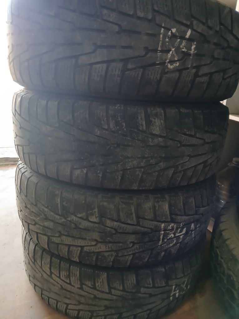 Продам шины 225/70/16