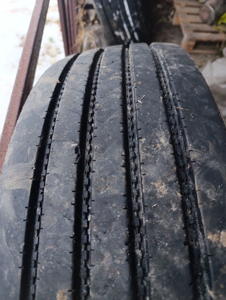 Продам безкамерную резину