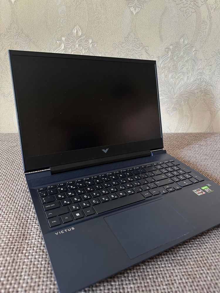 Игровой HP Victus 16