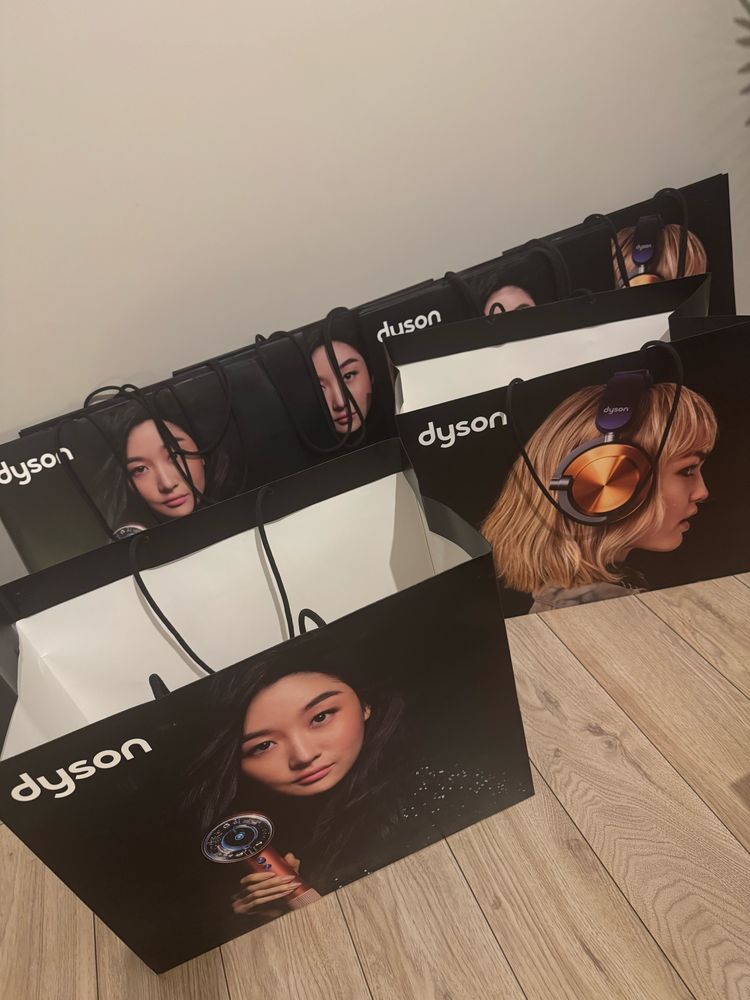 Пакеты dyson с принтом с официального магази