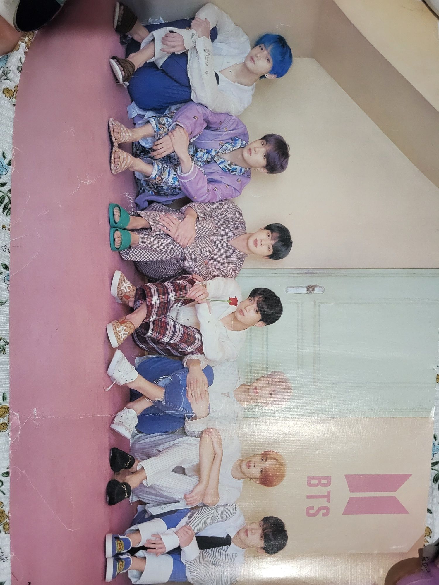 Плакаты группы BTS