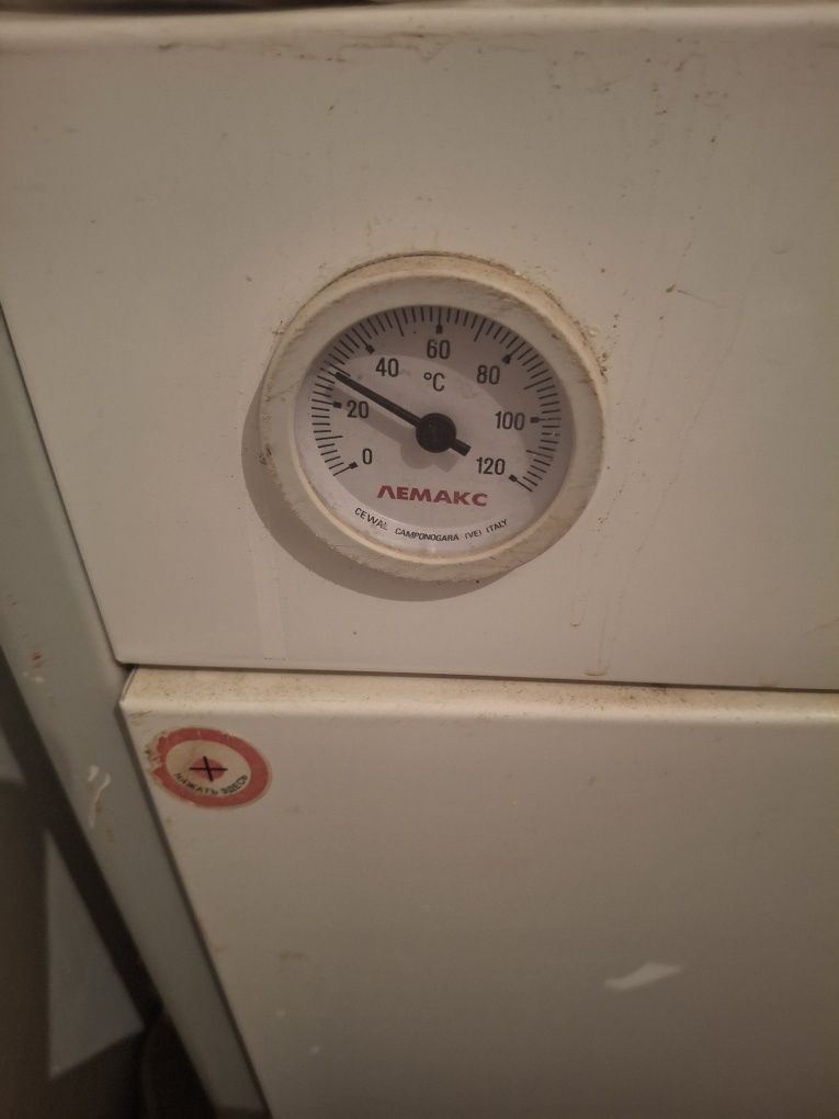 Котел лемакс  газовый