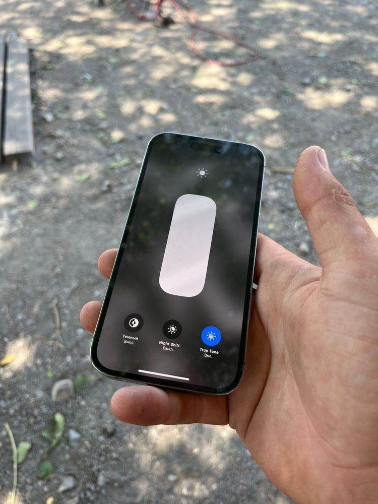 Продается iPhone 14 Про и 13-й