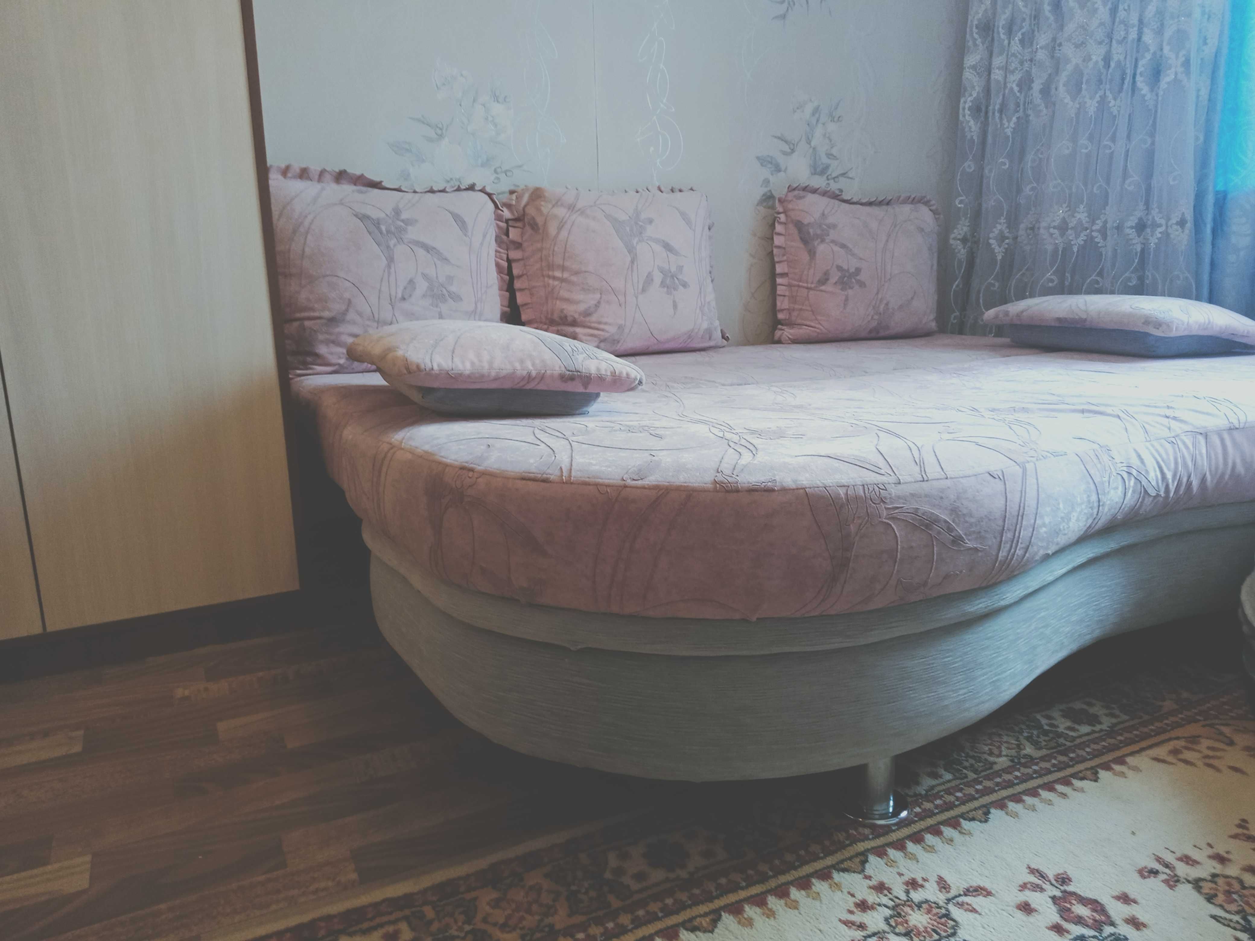 Срочно продам тахту!