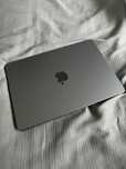 MacBook Air 13.6" Apple M2 8 ГБ, 256 ГБ макбук ноутбук