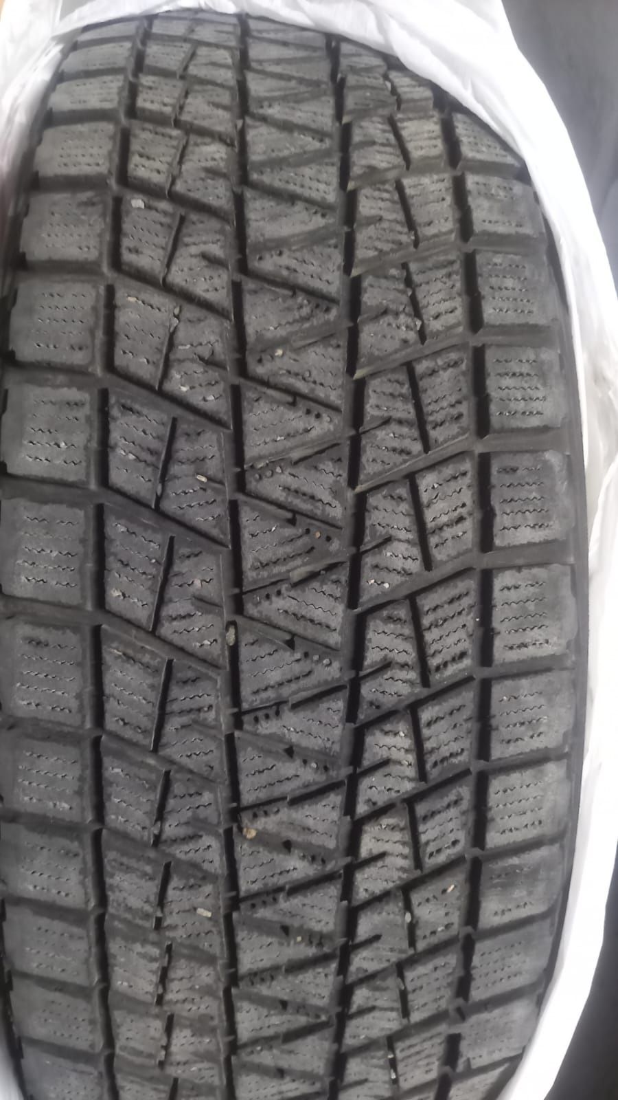 Продам зимние липучку