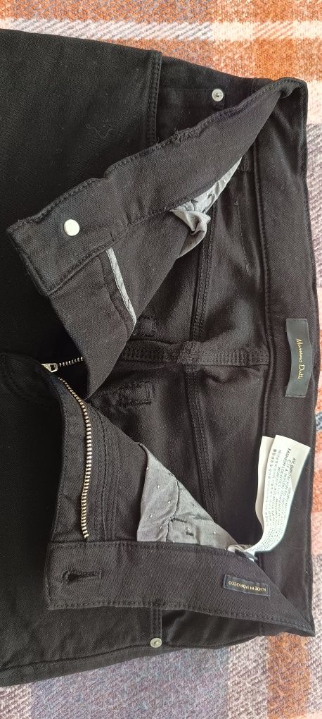 Продам джинсы Massimo Dutti