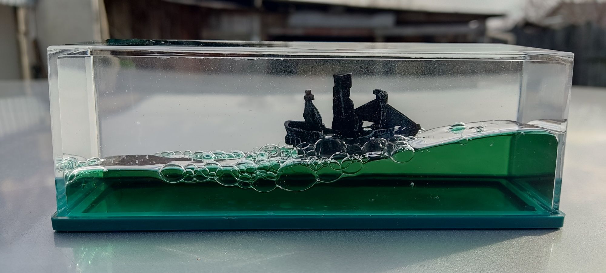 Статуэтка корабль Пиратского моря, ароматизатор вертолет
