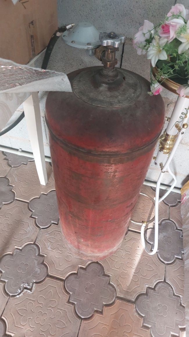 Продам газ баллон
