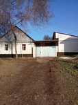 Уй сатылады Бөрібай Оспаналы42үй жакын барлык жерге мектеп центр жакын