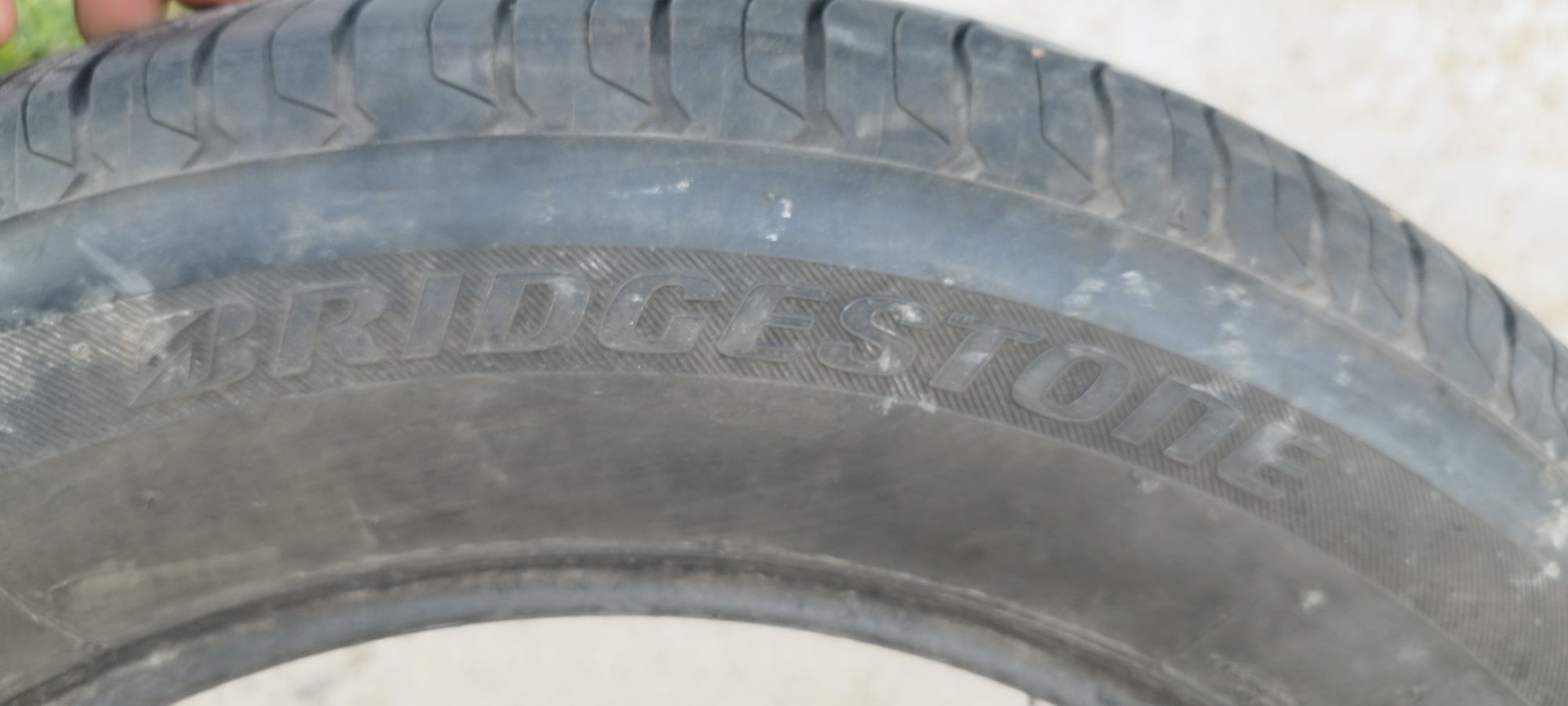 Продам 1шт летнюю шину 215/60/16