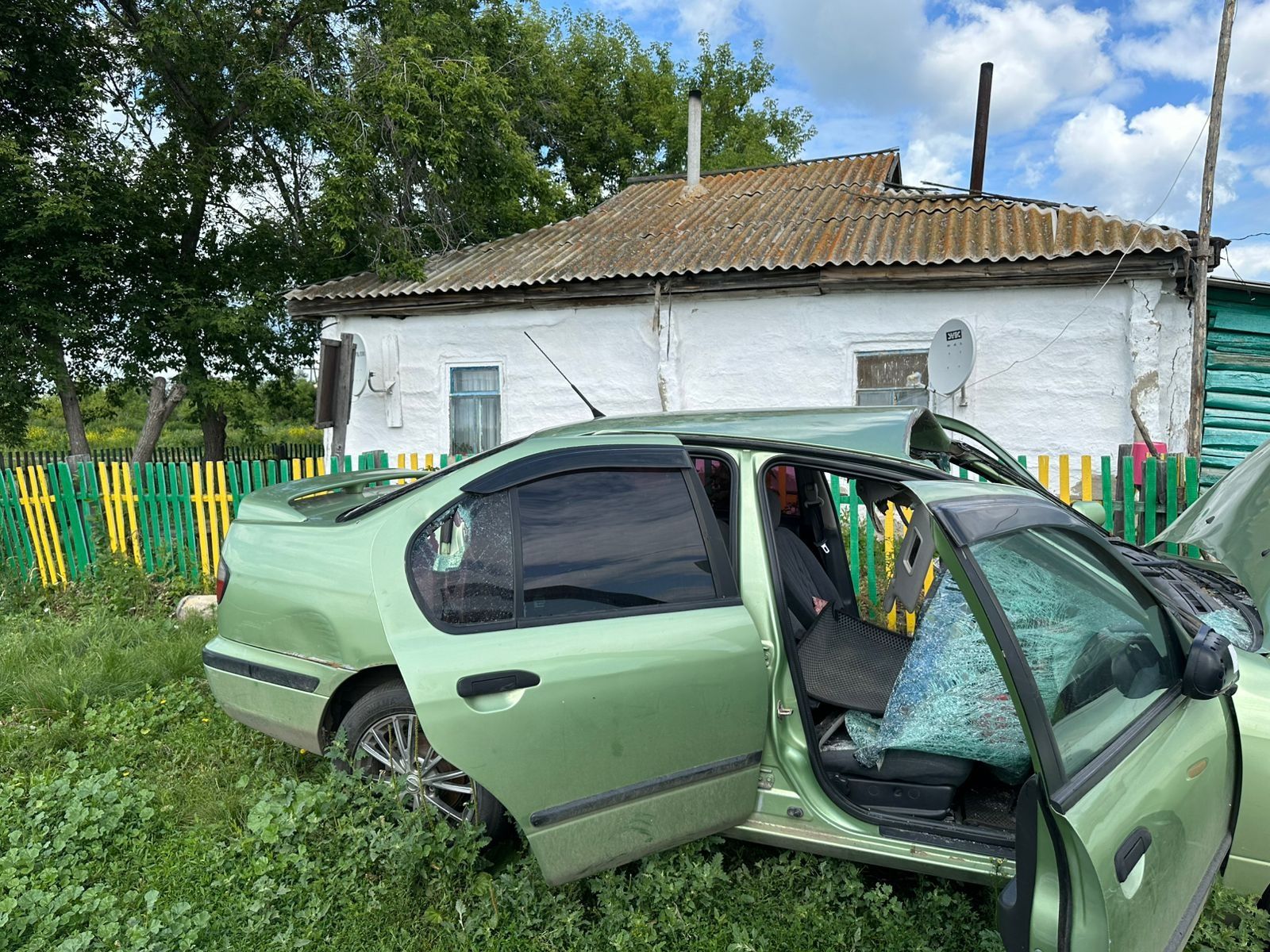Ниссан примера, в рабочем состоянии.
