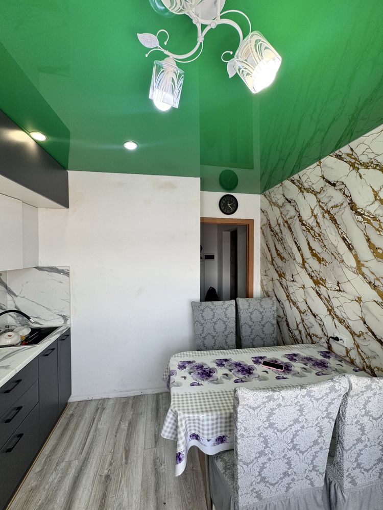 продам 2 комнатную квартиру