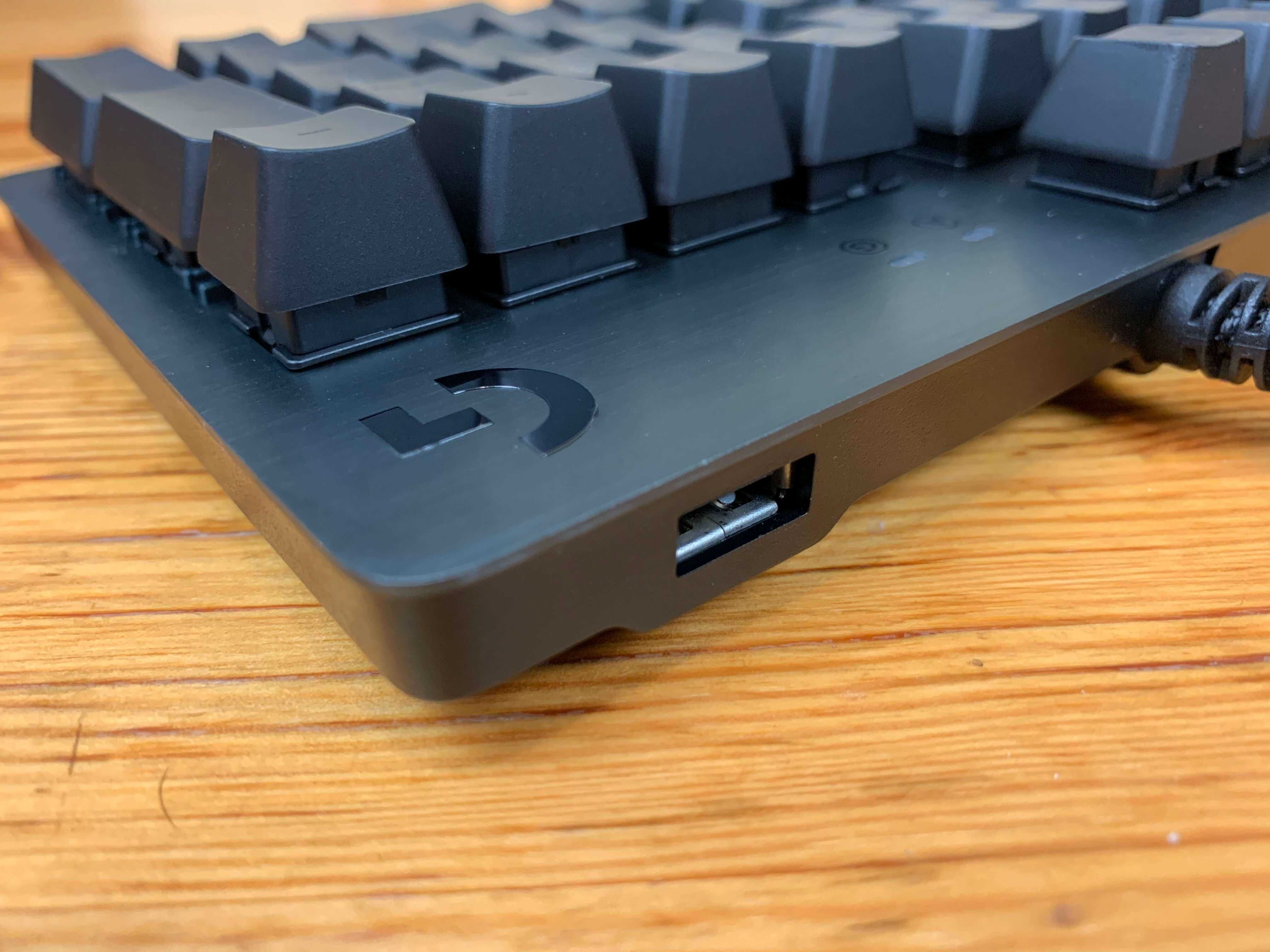 Игровая механическая клавиатура Logitech g512 carbon