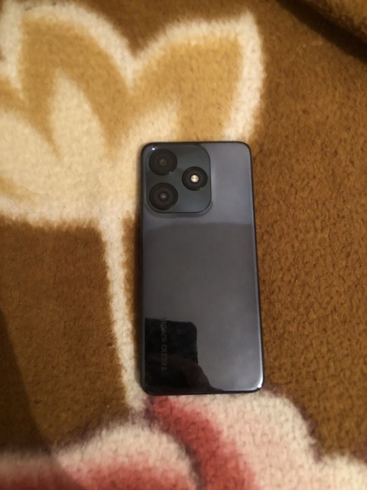 Tecno spark в хорошем состоянии