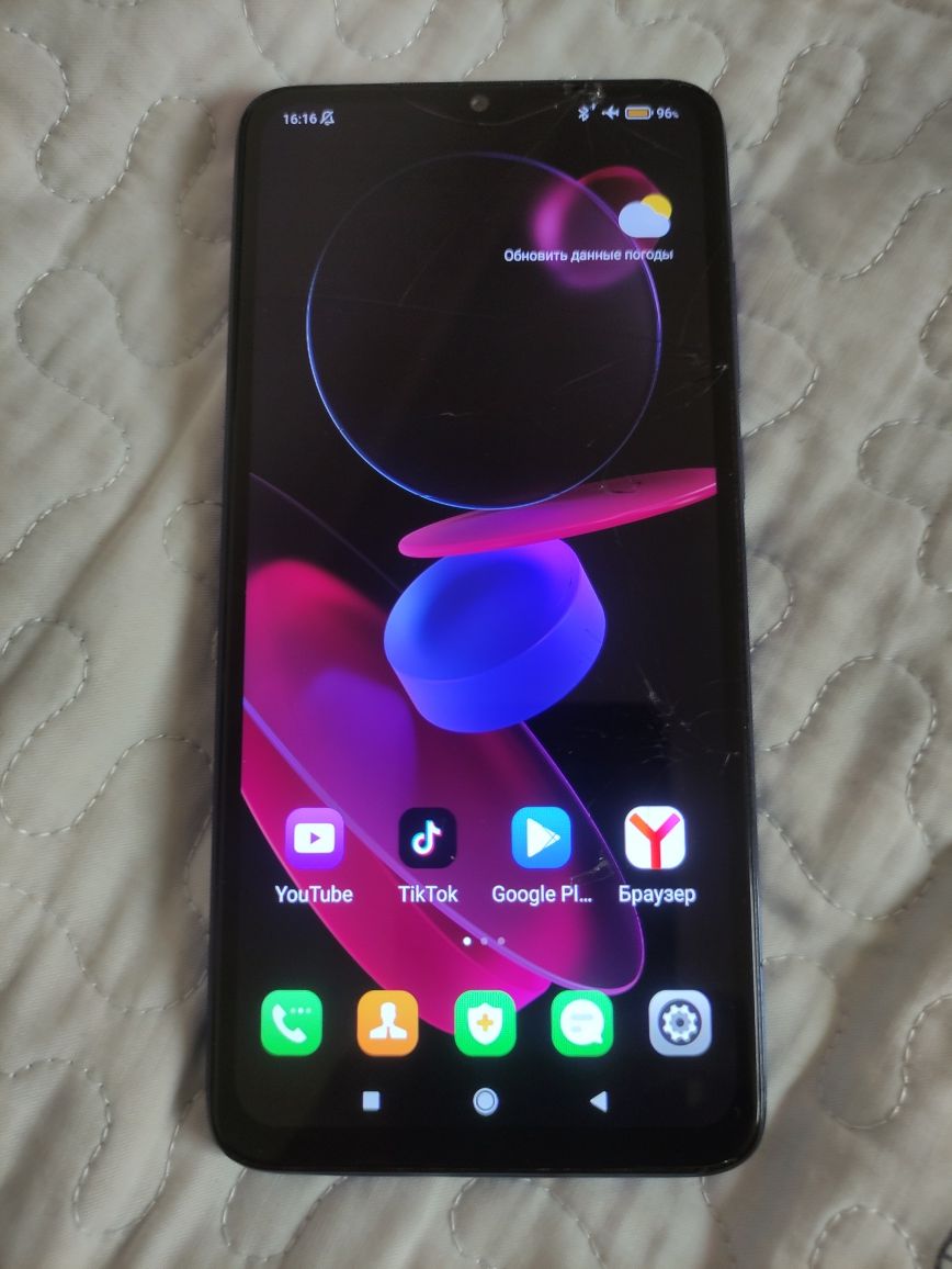 Смартфон Redmi Note 8 pro.