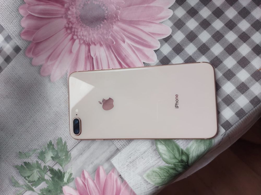 iPhone 8plus 256gb 100%akb