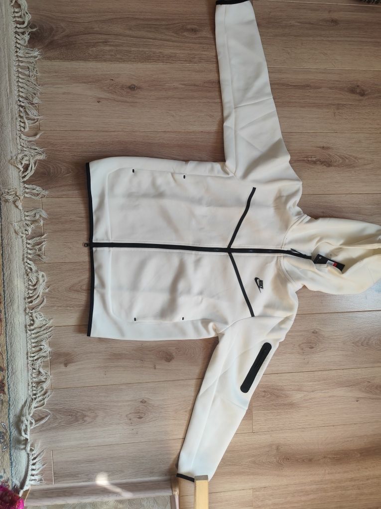 teech fleece nike