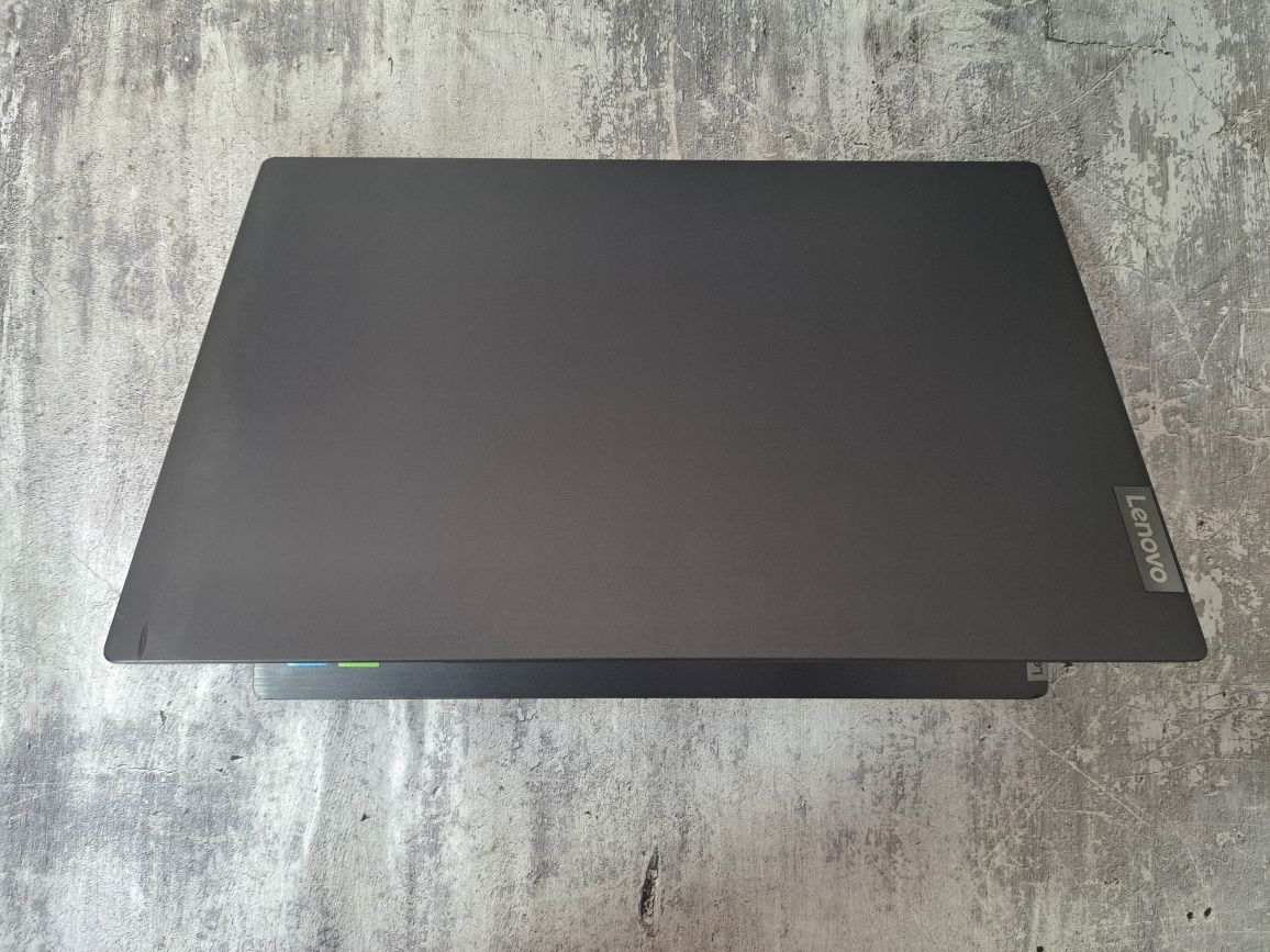 Продам ультрабук LENOVO Ideapad S145-15IGL (идеал)