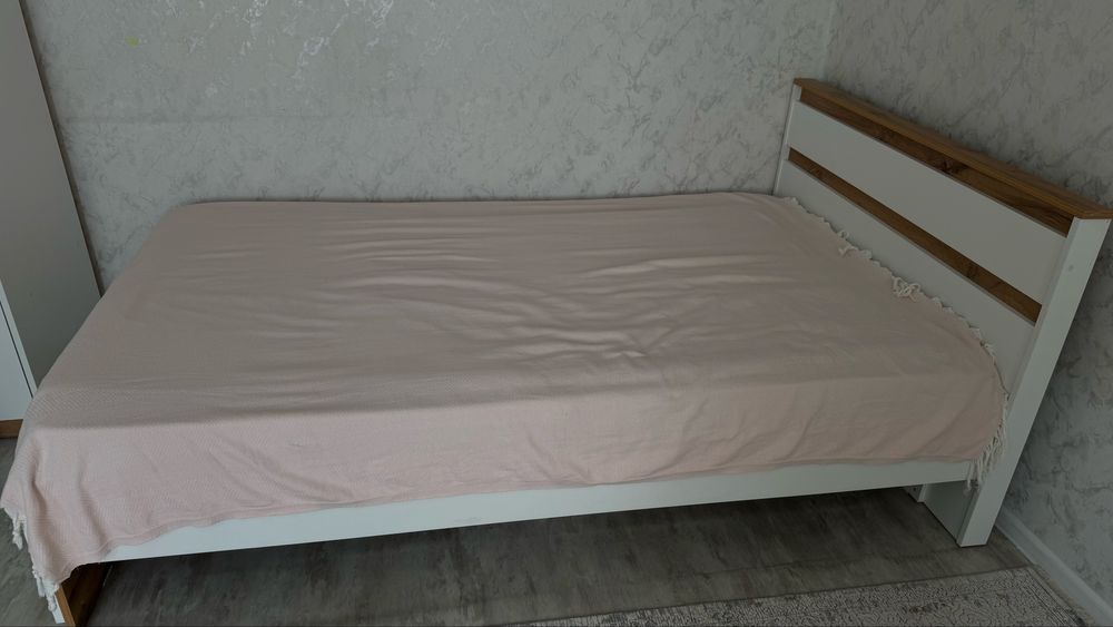 Кровать + матрац 79000т