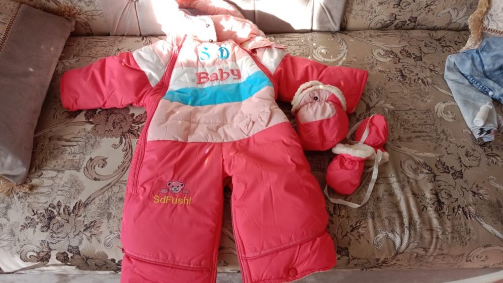 Продам детскую одежду