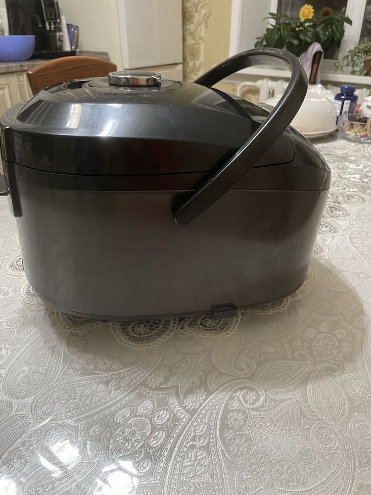 Продам мультиварку