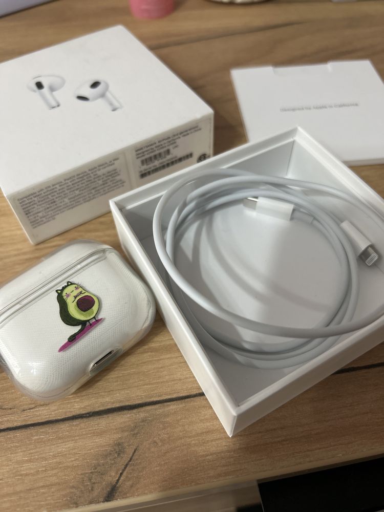 Air Pods 3 продам
