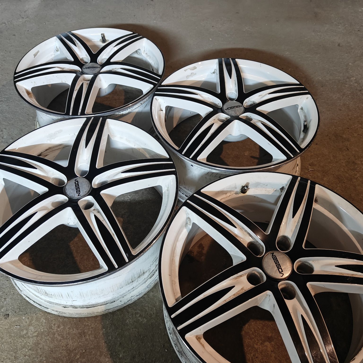 R17 PCD 5 *114,3 Комплект легкосплавных дисков