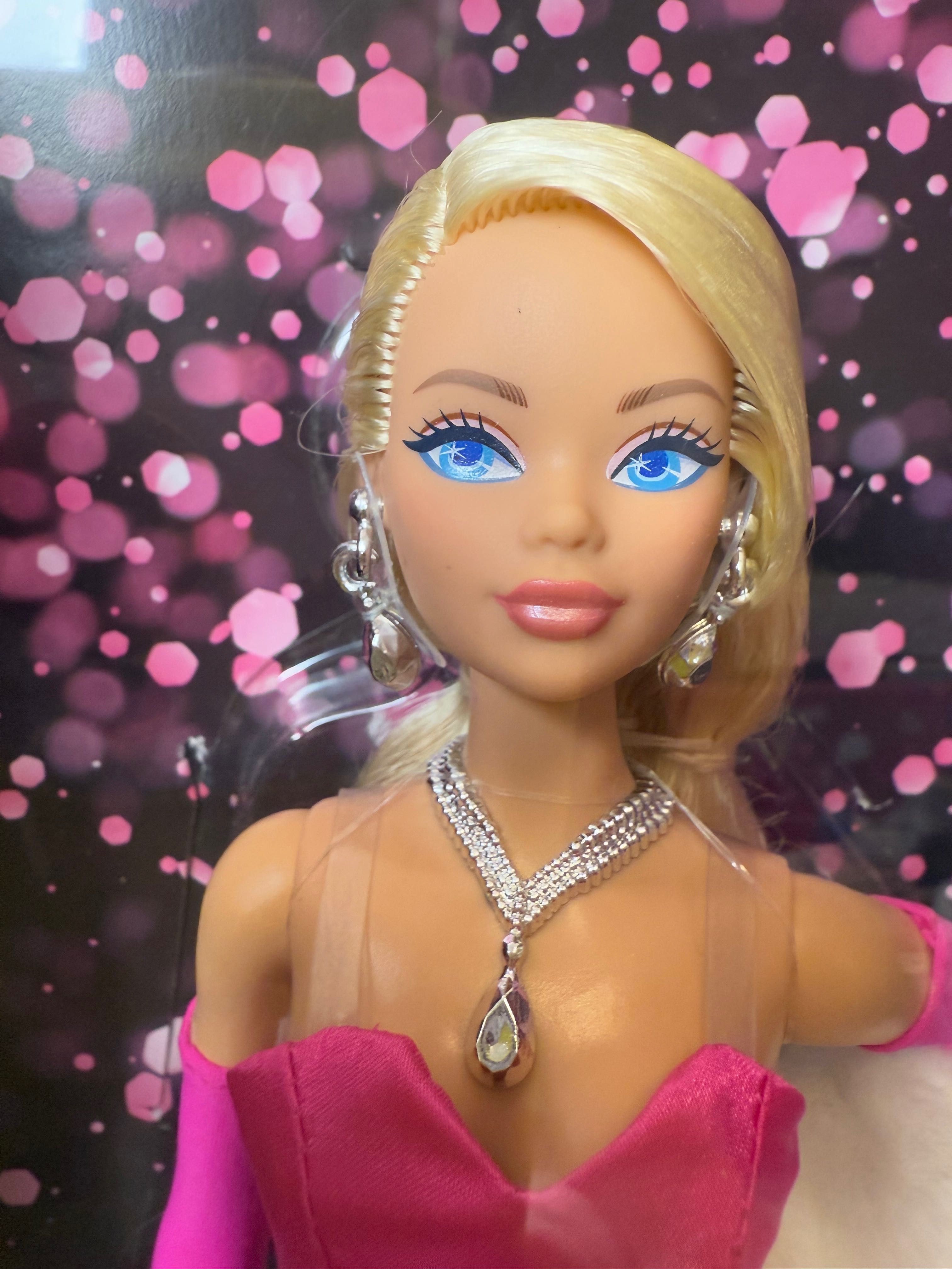 Кукла Barbie Gala Pink Premiere