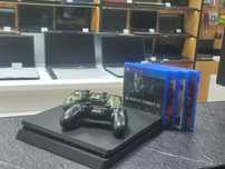 PlayStation 4 slim 1Tb + 4игры