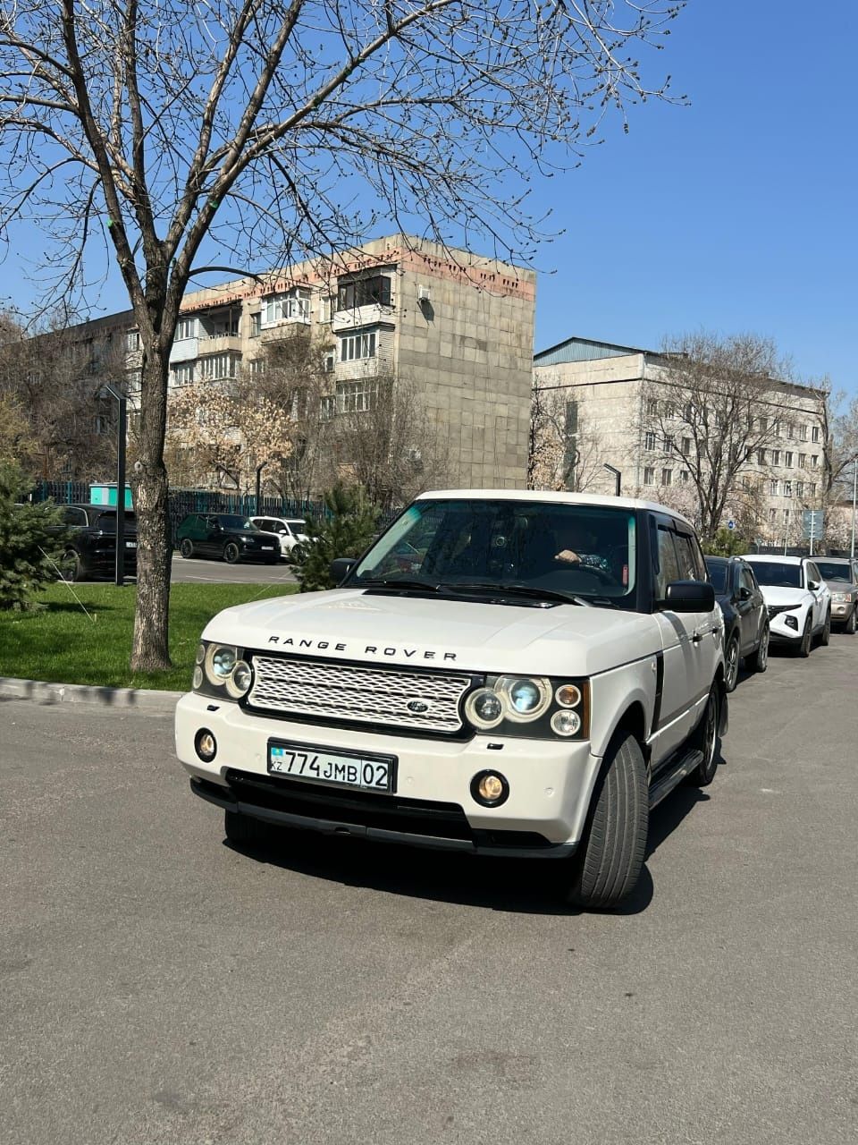 Продаю Land Rover Range Rover 2008 года