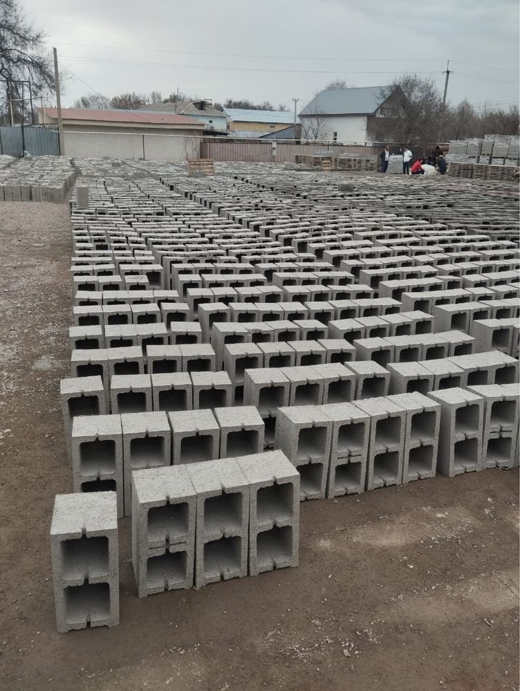 Кирпичи сплитерный  блок
