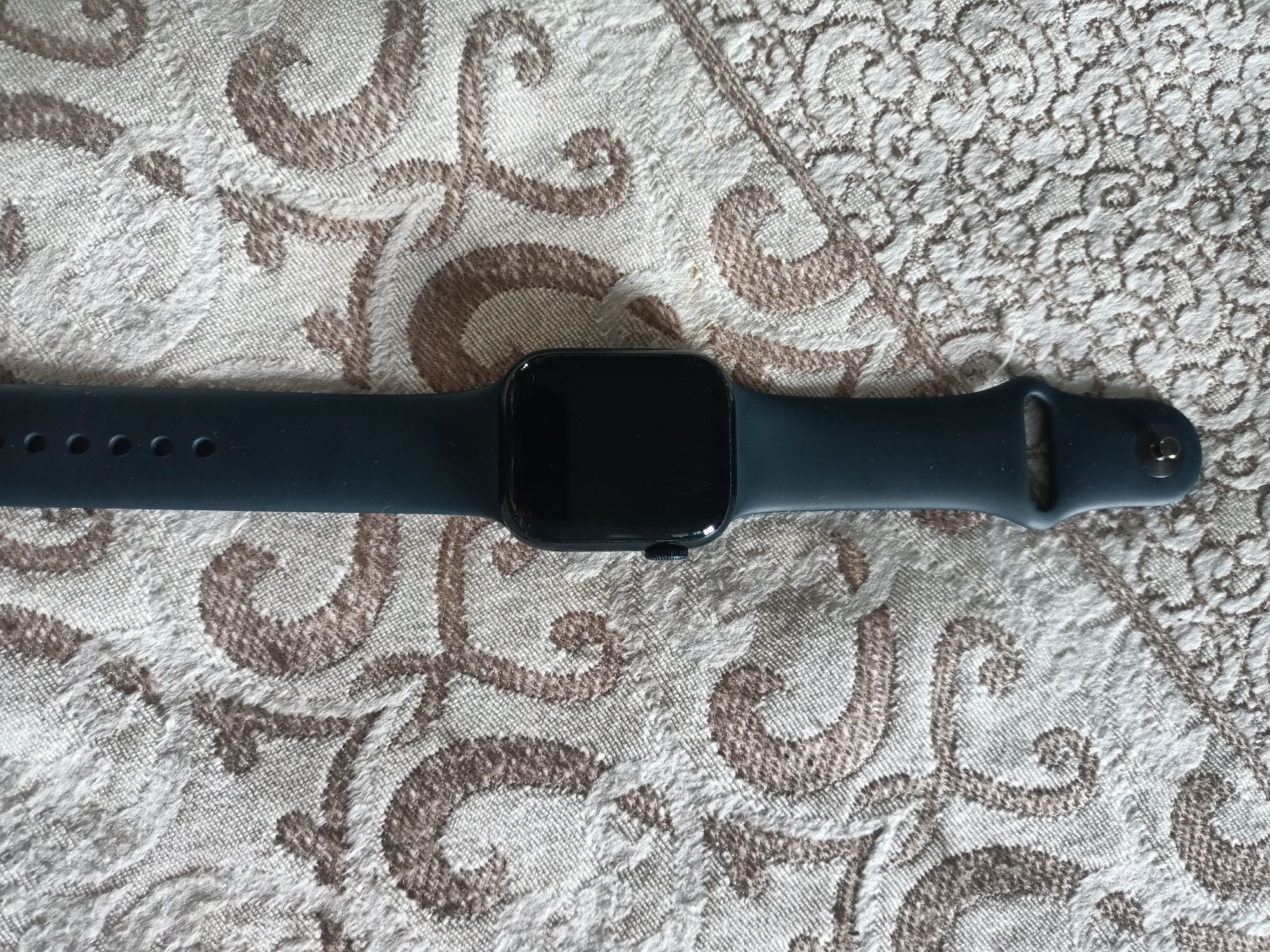Продам Apple Watch Series 7 41 mm.