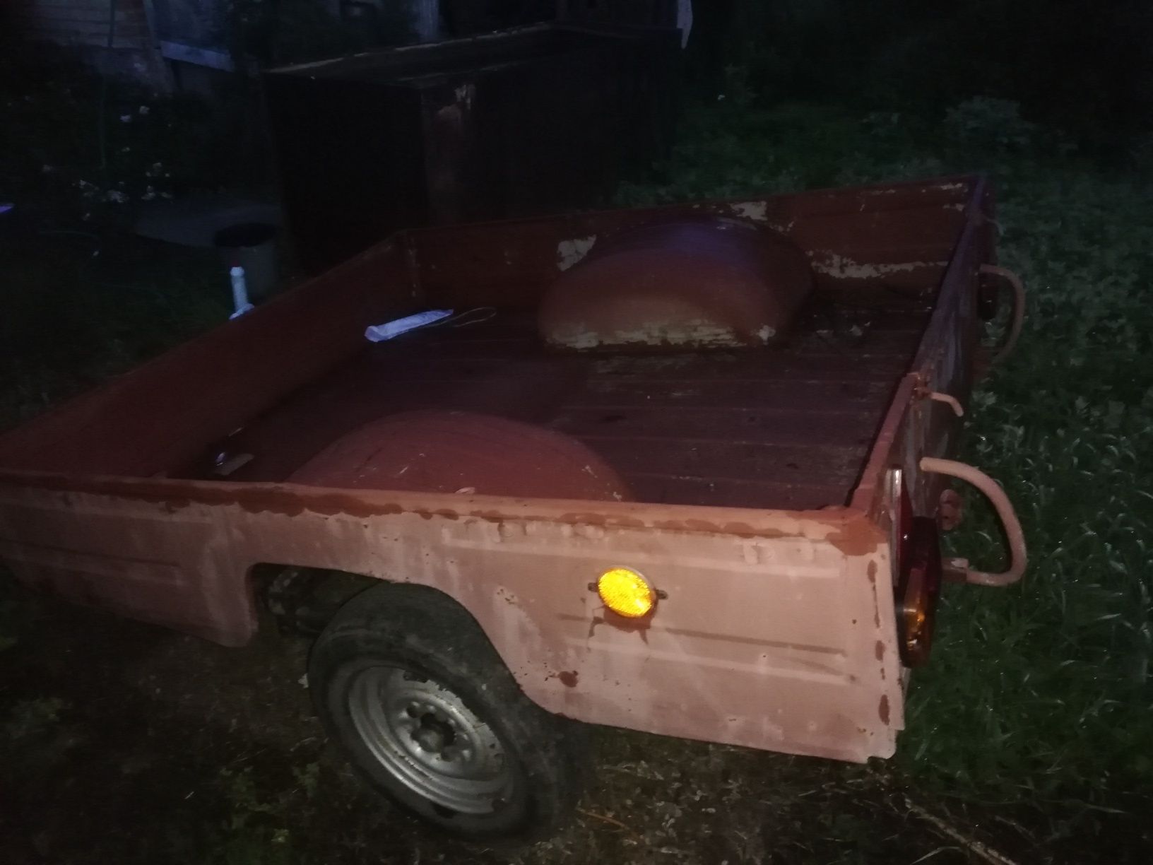 Продам прицеп легковой
