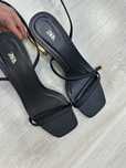 Продам шлепки и босоножки Zara