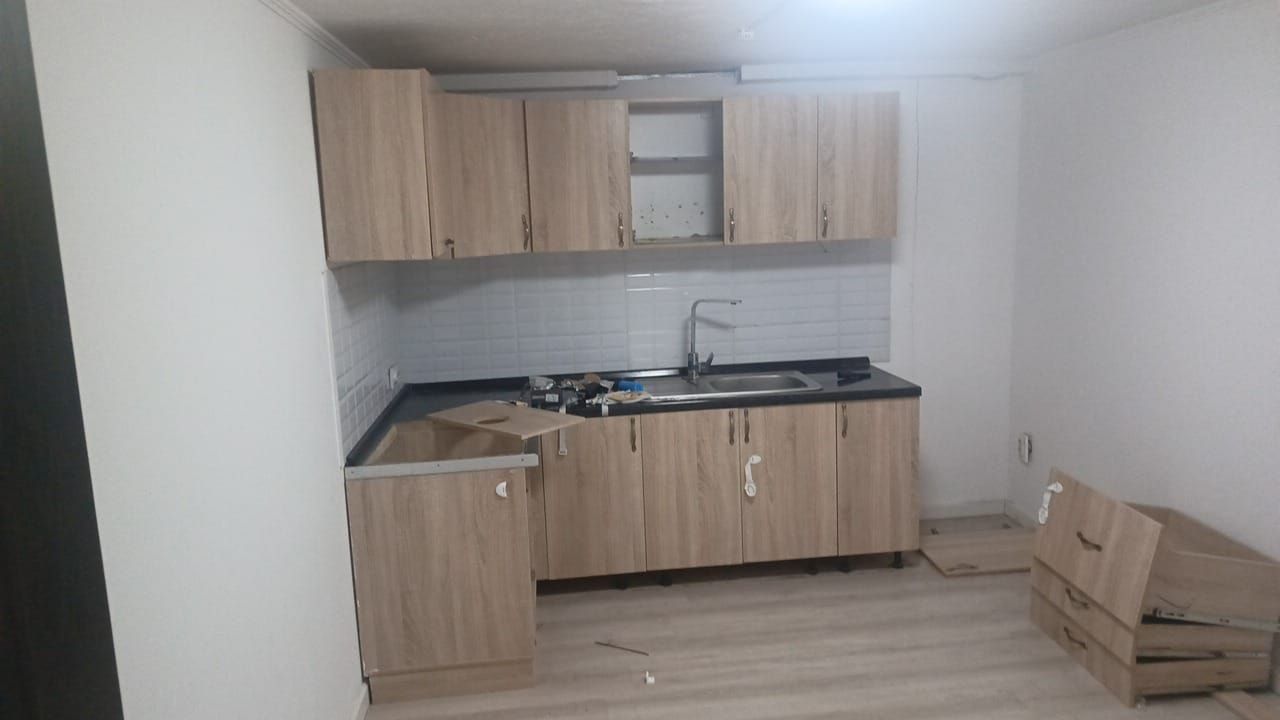 Продается кух шкаф